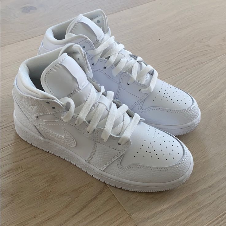 Air Jordan 1 Mid Size 3.5 Youth White/White/White New In Box. Never Been Worn White Air Jordans, Jordan 1 White Outfit, Air Jordan White, White Mid Jordans, Air Jordan 1 Mid Triple White, White Mid-top Jordan Shoes For Training, Nike White Mid-top Jordan Shoes, White Jordan Shoes, Air Jordan 1 White