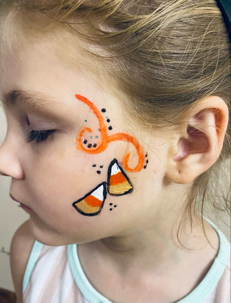 Simple Face Painting For Halloween, Face Painting Ideas For Fall Festival, Pumpkin Faces Makeup Ideas, Simple Fairy Face Paint, Face Paint Ideas For Kids Easy, Cute Facepainting Ideas For Teens, Face Paint For Halloween For Kids, Costume With Face Paint, Face Paint Sign Ideas