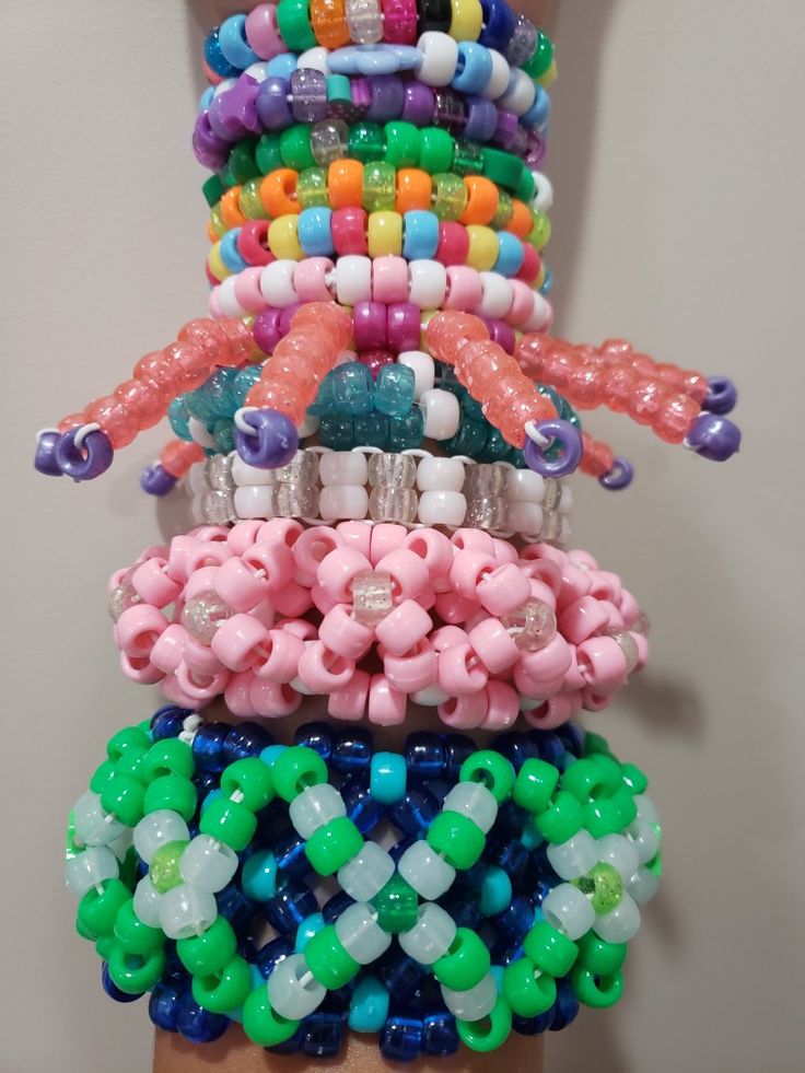 here is some of the kandi i've made recently :> Scene Kandi, Diy Kandi Bracelets, Diy Kandi, Kandi Kid, Pearl Beads Pattern, Kandi Cuff, Diy Beaded Bracelets, Kandi Patterns, Kandi Bracelets