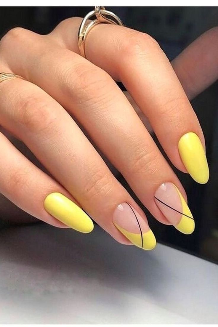 Yellow Nail Art, Yellow Nails Design, Almond Acrylic Nails, Cute Gel Nails, Spring Nail Art, Yellow And Pink, Yellow Nails, Classy Nails, Short Acrylic Nails