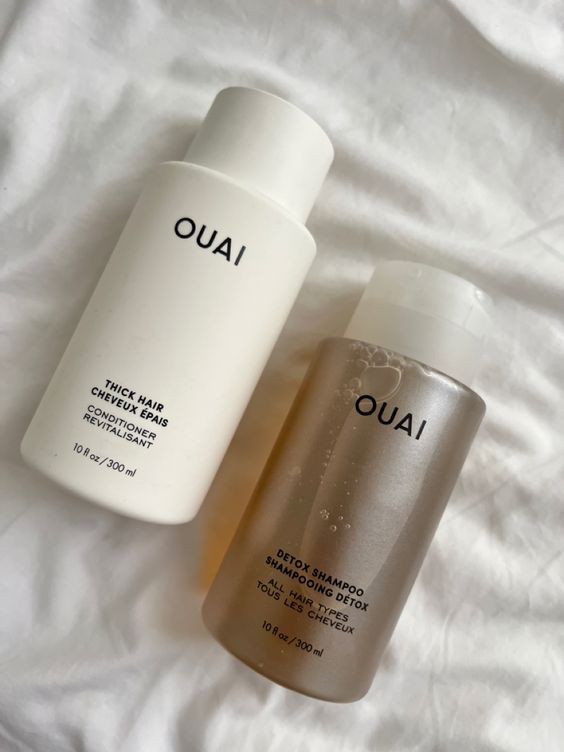 Best shampoo + conditioner on Amazon!!! :) LINKED.. Ouai Detox Shampoo, Ouai Gift, Quai Shampoo, Ouai Shampoo And Conditioner, Ouai Hair Products, Ouai Thick Hair, Ouai Conditioner, Ouai Shampoo, Sulfate Free Shampoo And Conditioner