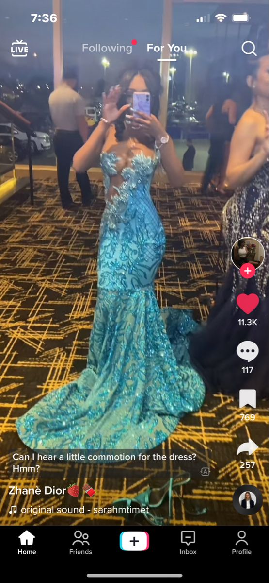 Prom Dress Inspiration Mermaid, Teal Dress Outfit Ideas, Turquoise Prom Dresses Black Women, Prom Dresses Designs Ideas, Under The Sea Prom Theme Dresses, Navy Blue Prom Dresses Black Women, Cyan Prom Dresses, Light Blue Prom Dresses Black Women, Prom Dress Ideas Black Women