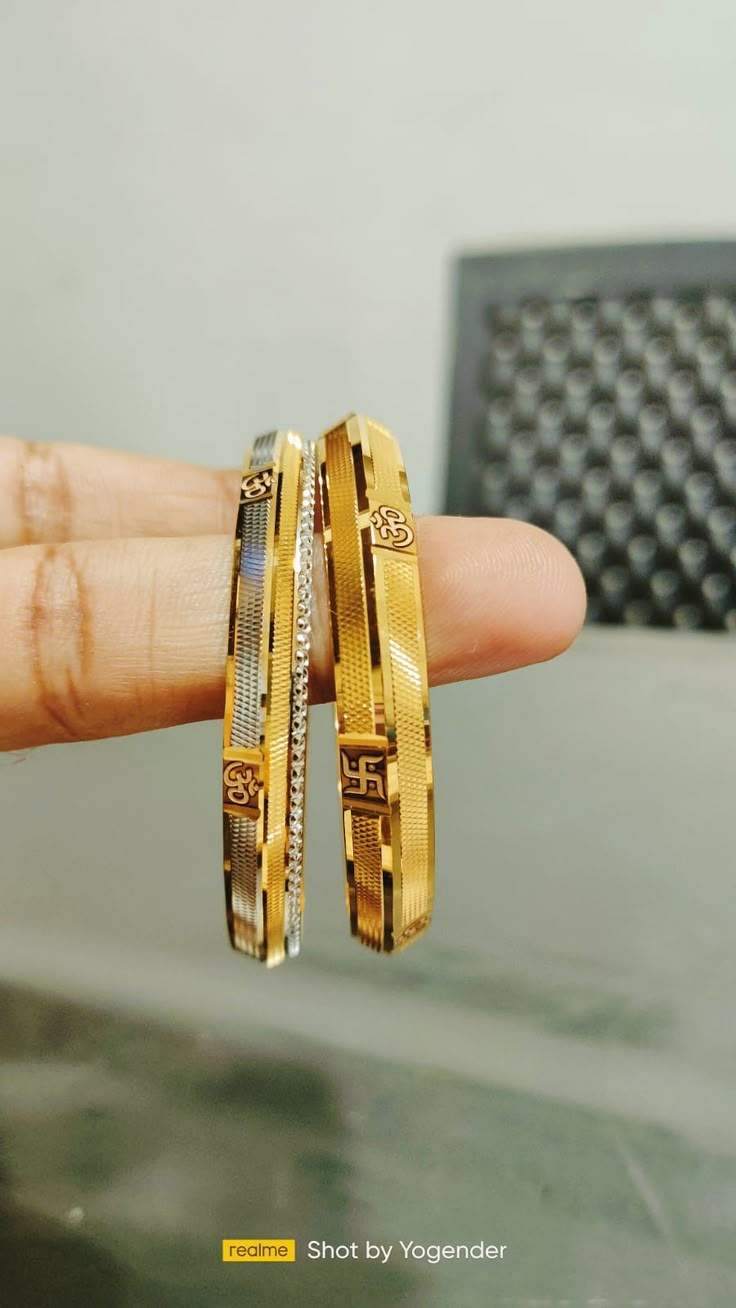 Men Gold Kada Design Unique, Kadiyam For Men Gold Latest, Kada For Men, Kadiyam For Men Gold, Kadas For Men, Gold Kada For Men, Gents Kada, Gold Bracelet Design, Man Gold Bracelet Design