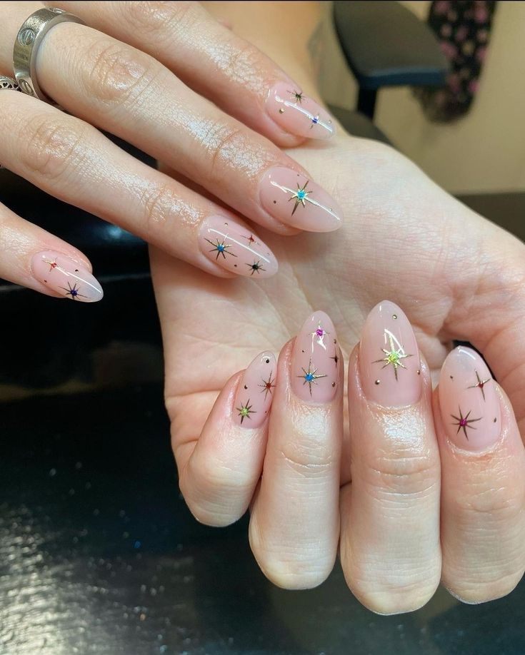 Stars Star Detail Nails, Short Almond Nails Celestial, Gem Star Nails, Subtle Cute Nails, Nails With Stars And Gems, Black Nails W Stars, Star Nails Multicolor, North Star Nail Design, Gold Star Nails Short