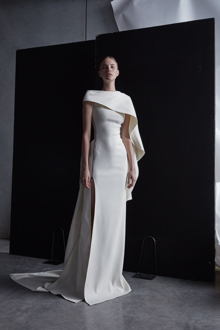 toni-maticevski Maticevski Bridal, فستان سهرة, Gowns Online, Crepe Dress, Wedding Dresses Simple, Event Dresses, Beautiful Gowns, Couture Fashion, Moda Operandi