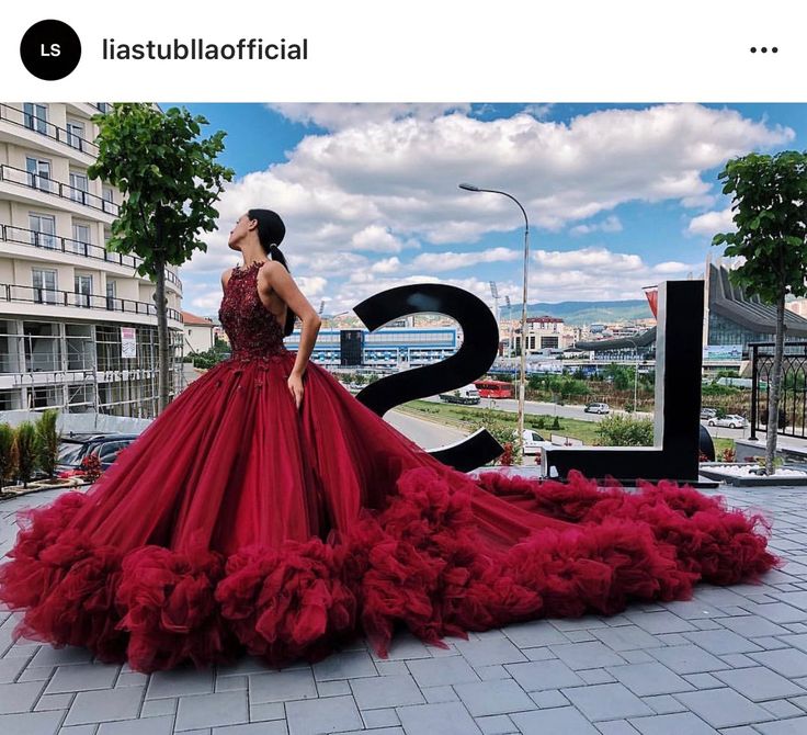 Red Princess Gown, Gown Ruffles, Prom Dresses Burgundy, Dresses Burgundy, Red Princess, Red Quinceanera Dresses, Quince Dresses Red, Halter Prom Dresses, Pretty Quinceanera Dresses