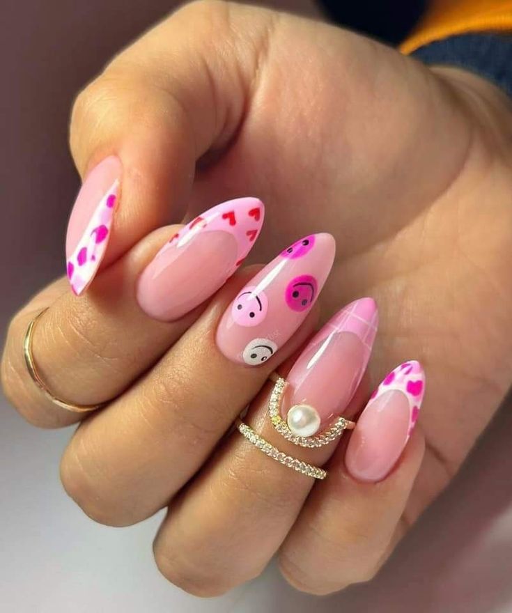 Smiley Face Nails, Face Nails, Nail Acrylic, Nail Designs Valentines, Romantic Date, Nail Nail, Chic Nails, Nails Inspo, Dope Nails