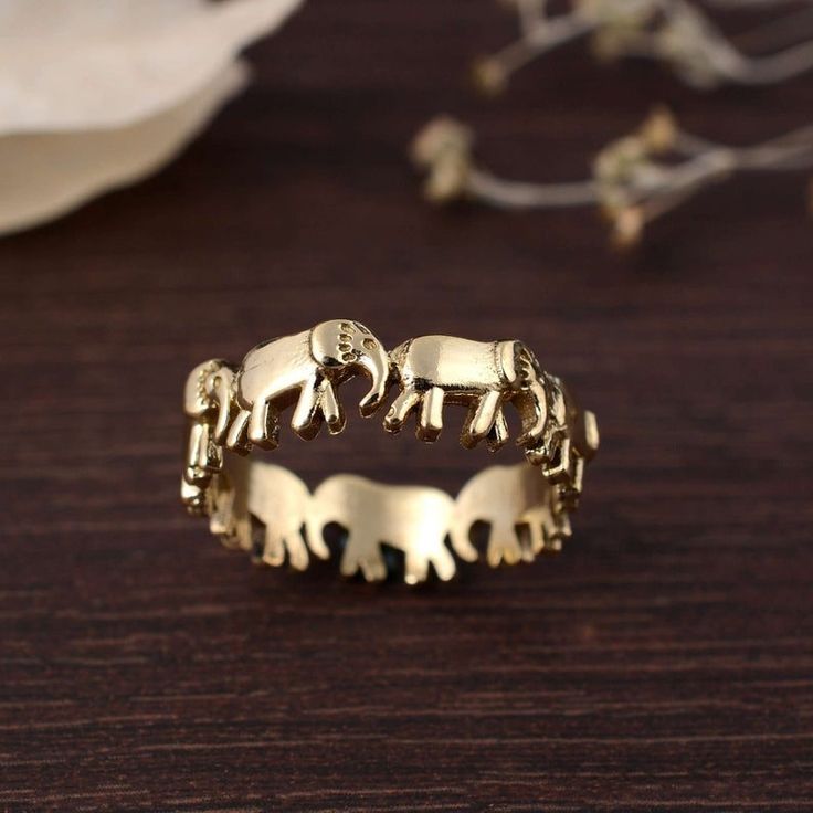 Elephant Ring, Handmade Ring, Gold Brass Ring, Gift for her, Designer Ring, Promise Ring, Personalized Gift, dainty ring, animal ring, gifts Metal:- Brass ✦ Our rings are made of high-quality Brass metal and are carefully crafted by hand in our family workshop. The brass metal will develop a nice antique color over time. So, I suggest cleaning it once in a while for getting back to the shiny original color. You can use natural ingredients like lemon or vinegar with water to clean it. Also, apply a thin coat of transparent nail paint/nail enamel on the ring's inner side to save it from being tarnished. ❥ You may request to return the products, 15 days after you received the items (Delivery Day). The buyer is responsible for the shipping costs for the return. (We may have slower production a Elephant Ring, Animal Ring, Transparent Nails, Zierlicher Ring, Animal Rings, Brass Ring, Ring Promise, Gold Brass, Animal Fashion