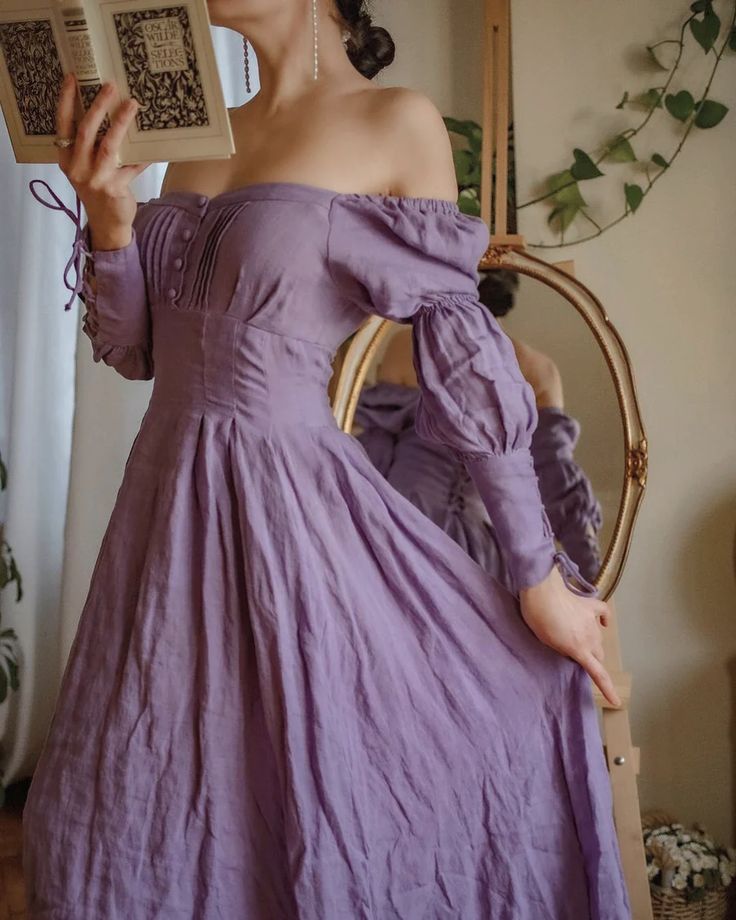 Purple Cottagecore, Drippy Fits, Witchy Fashion, Perfect Coat, Garden Party Dress, Dyed Linen, Romantic Style, Art And Design, Linen Dresses