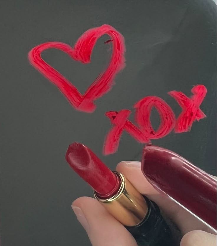 Mirror With Lipstick Aesthetic, Lipstick On Mirror Writing, Red Lipstick On Mirror Aesthetic, Lipstick Mirror Writing Aesthetic, Writing On Mirror With Lipstick, Red Lipstick On Mirror, Smeared Lipstick Aesthetic, Girl Applying Lipstick In Mirror, Writing On Mirror Aesthetic