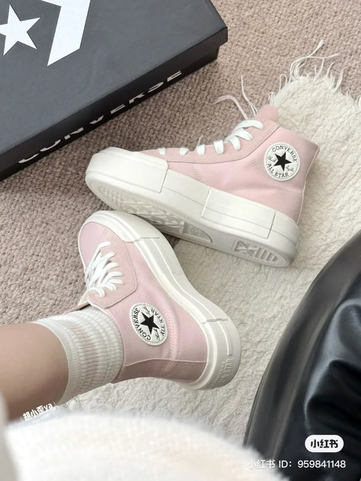 Tas Celine, Cute Converse, Pretty Sneakers, Colorful Sneakers, Dr Shoes, Preppy Shoes, Pretty Shoes Sneakers, Cute Shoes Heels, Kawaii Shoes