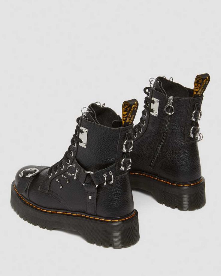 White Doc Martens Outfit, White Doc Martens, Goth Stuff, Jadon Boots, Leather Platform Boots, Band Ideas, Doc Martens Outfit, Goth Shoes, Black Dr Martens