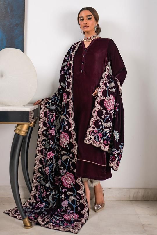 Fiora – Ammara Khan Velvet Kurta, Velvet Dupatta, Velvet Sleeve, Velvet Suit, Pakistani Salwar Kameez, Chiffon Collection, Party Kleidung, Velvet Collection, Modest Wear