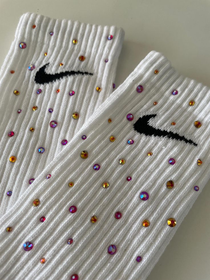 Customize your own Nike logo socks! Add sparkling jewels for a cute and fun look. Sizes 25-27 Glitter Socks, Nike Socks, Custom Glitter, Casual Socks, Socks And Hosiery, Nike Logo, Hosiery, Adult Outfits, Socks