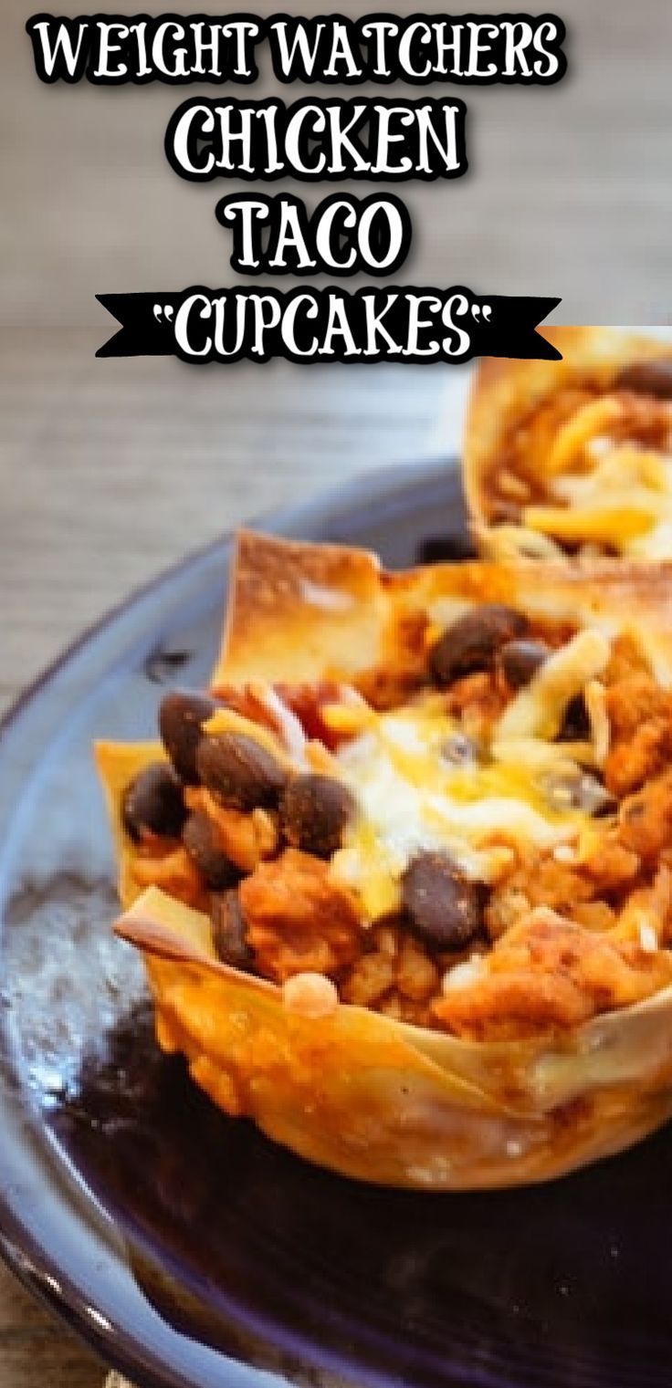 chicken taco cupcake on a blue plate Taco Wonton, Easy Weight Watchers Recipes, High Protein Low Carb Recipes Dinner, Weight Watchers Appetizers, Taco Cupcakes, Weight Watchers Meals Dinner, 500 Calories Recipes, Weight Watchers Lunches, Chicken Boneless Breast Recipes