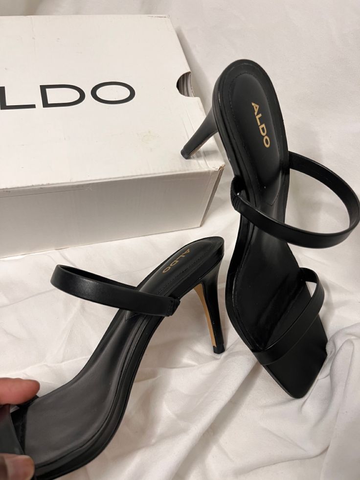 Black 4” Aldo heel Snapchat Makeup, Board Manifestation, Aldo Heels, Vision Board Photos, Vision Board Manifestation, Mommy Style, Aldo Shoes, Black Heels, Me Too Shoes