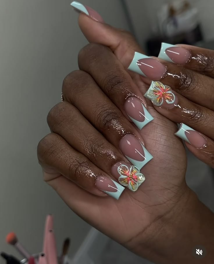 Nails With Hibiscus Flower Design, Vacation Square Nails, Vacation Flower Nails, Tropical Duck Nails, Short Acrylic Nails 3d Flowers, Summer Nails Square Medium, Short Baddie Nails Acrylic, Carribean Cruise Nail Ideas, Puerto Rico Nails Designs