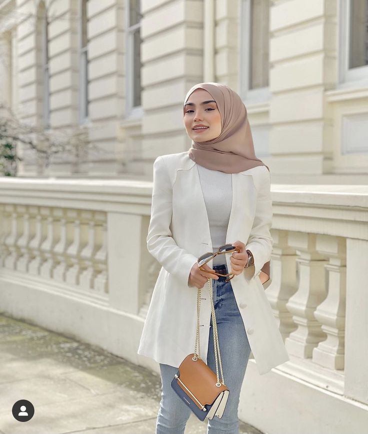 Dress With Blazer Outfit Party, With Blazer Outfit, Dress With Blazer Outfit, Dress With Blazer, Party Hijab, Love Outfits, White Blazer Outfits, Bday Wishes, Professional Work Outfit