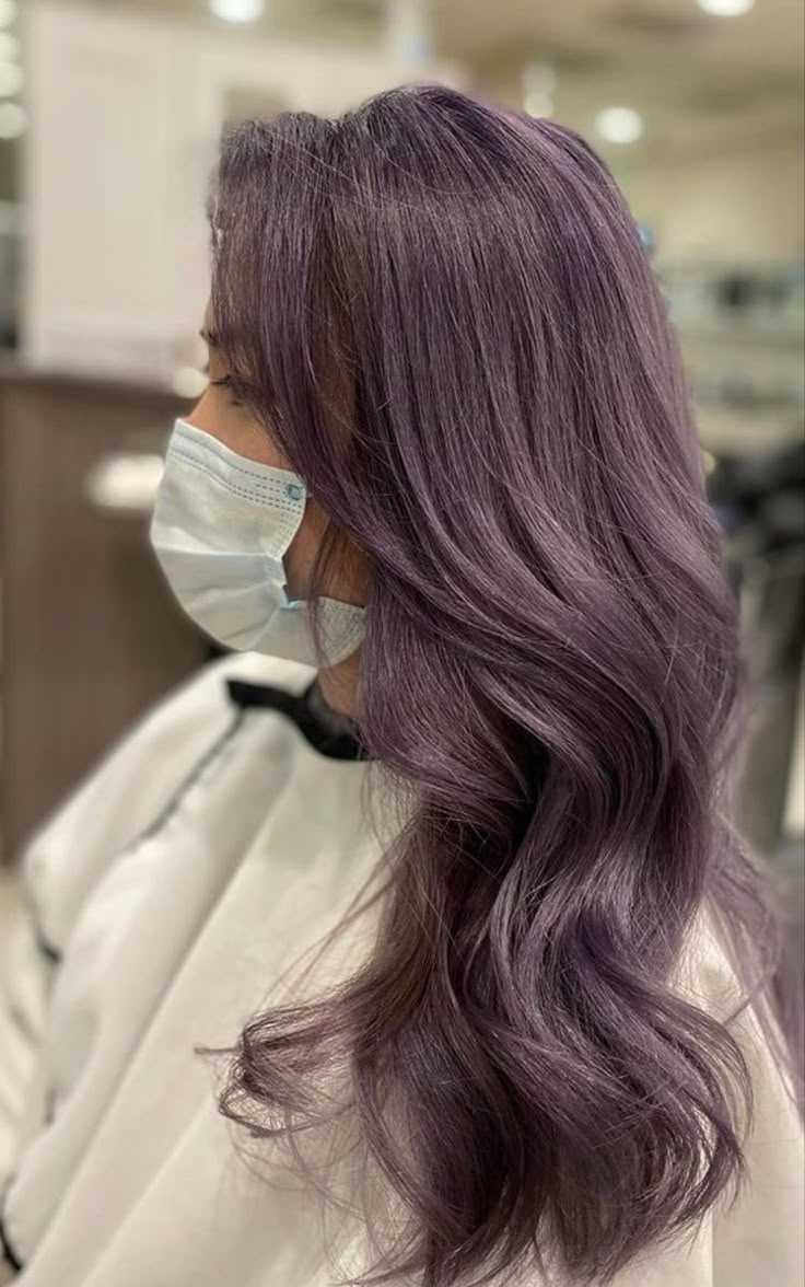 Violet Ash Hair, Ash Purple Balayage, Dark Lavender Hair, Bleach Highlights, Lavender Highlights, Dreamy Hair, Purple Balayage, Highlights Balayage, Violet Hair