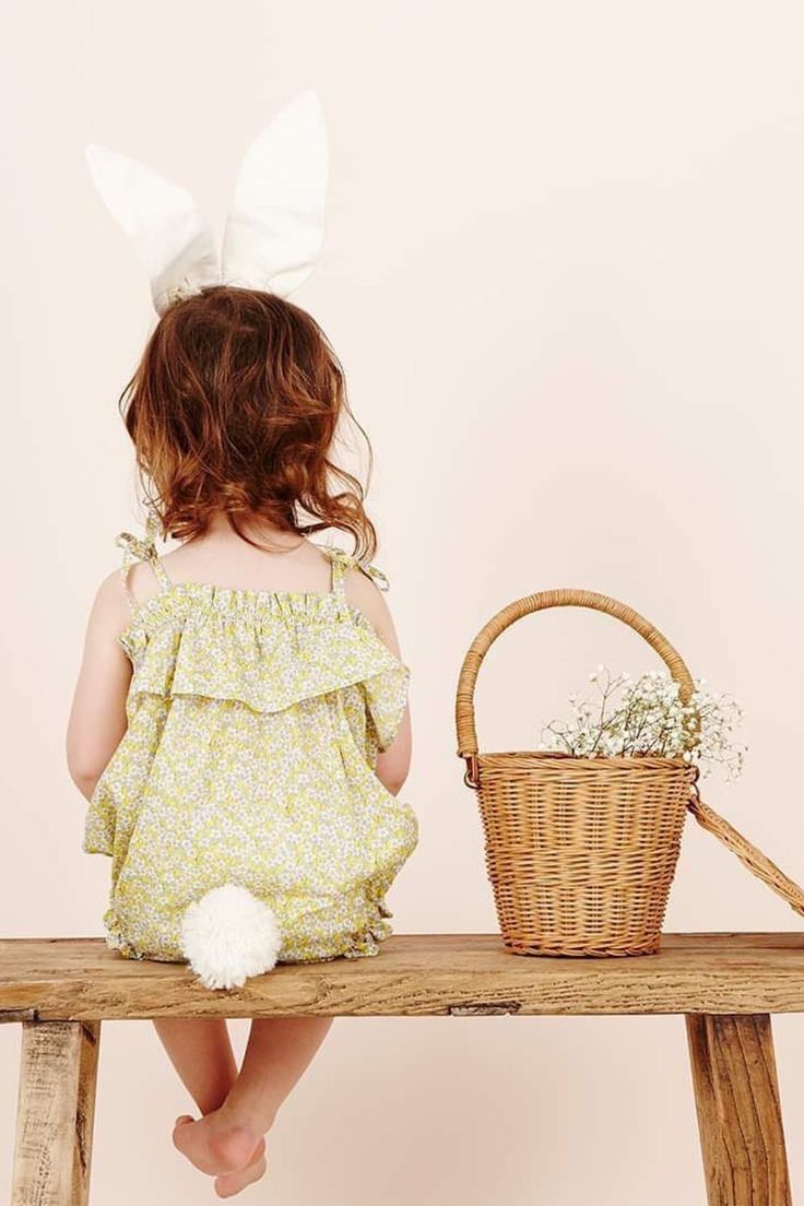 Rattan Accessories, Easter Baskets For Kids, Easter Baby Photos, Easter Portraits, Baskets For Kids, Easter Mini Session, Easter Photoshoot, Easter Photography, Toddler Photoshoot