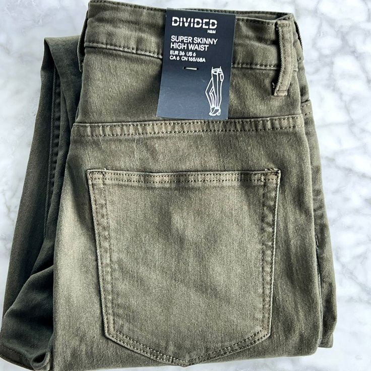 Nwt Women’s Skinny Jeans. Olive Color Questions? Leave A Comment Below! Black And White Jeans, Red Denim Jeans, Olive Jeans, Black Jeans Women, Tapered Leg Jeans, Floral Jeans, High Waist Denim, Raw Hem Jeans, Olive Color