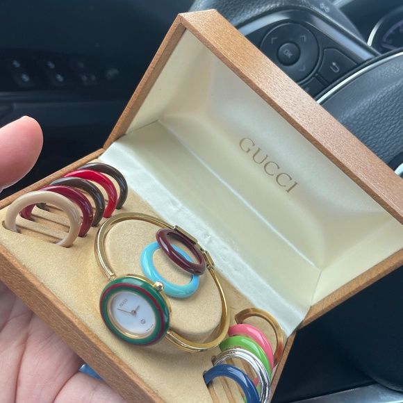 Gucci bezel watch Gucci Watches Women, Gucci Bezel Watch Vintage, Gucci Watch Women Vintage, Gucci Bezel Watch, Gucci Watch Women, Vintage Gold Watch, Bezel Watch, Gucci Watch, Fancy Shoes