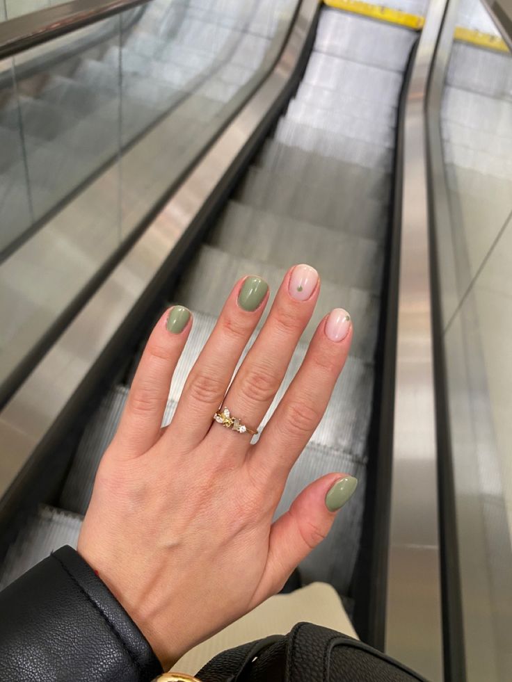 Short Khaki Nails, Green Nails With Dots, Green Minimalist Nails, Khaki Green Nails, Khaki Nails, Square Nail Designs, Nails Green, Beige Nails, Dots Nails