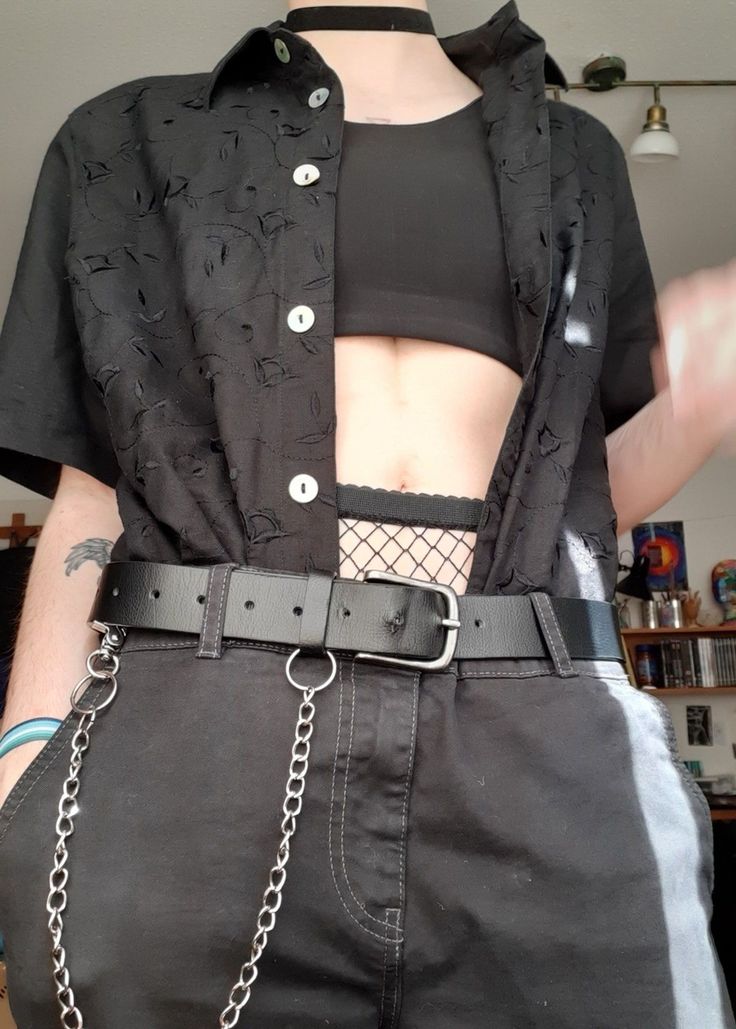 Male Style Aesthetic Casual, Alt Fashion Nonbinary, Alt Mens Fashion Summer, Male Corset Outfit, Manwhore Outfits, Gay Clothing Style, Gay Guy Outfits, Alternative Boy Outfit, Men Gothic Fashion