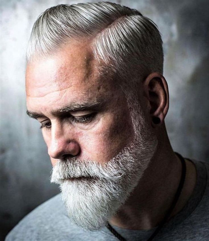 Hire Cut, Mens Mustache, Barba Hipster, Grey Hair Beard, Round Face Men, Older Mens Hairstyles, Beard Haircut, Grey Hair Men, Men With Grey Hair