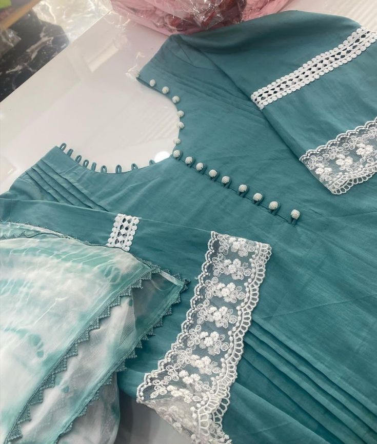 Net Laces Designs On Suits, Lace Suits Design, Cotton Lace Design On Suits Pakistani, Punjabi Suits Neck Design Patterns, Simple Suit Neck Design, Punjabi Suit Neck Designs Neckline, Suit Design With Laces Punjabi, Net Suits Design Pakistani, Cotton Suits Neck Designs Style