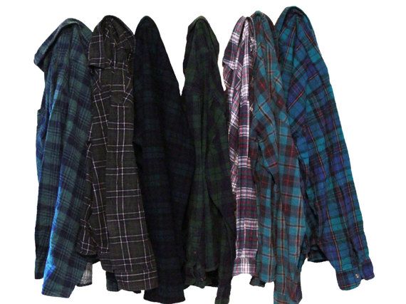 These old flannel shirts are made to order & undergo a special distressing process to create the perfect worn-out feel. To add character to your shirt, you can select the level of distress that you would prefer from the drop down menu. With each purchase you will receive ONE flannel Oversize Flannel, Neo Grunge, Ripped Shirts, Vintage Flannel Shirt, Tokyo Street Fashion, Grunge Shirt, Flannel Outfits, Fashion 90s, Distressed Shirt