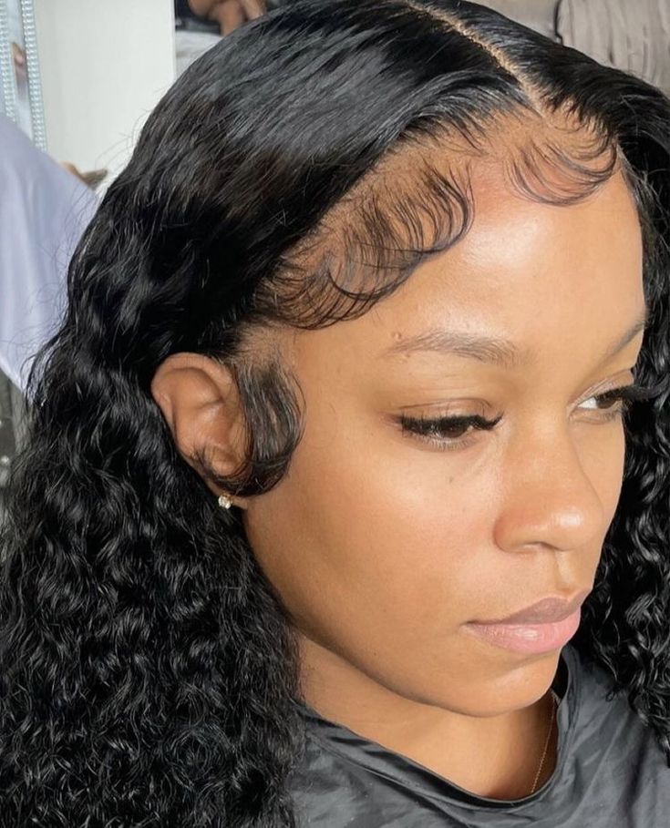 Edges For Curly Wig, Babyhairs Edges Wig, Fluffy Edges Frontal, Frontal Edges Middle Part, Lace Front Edges Ideas, Side Part Baby Hairs, Soft Edges Wig, Natural Edges On Wig, Soft Baby Hairs On Wig