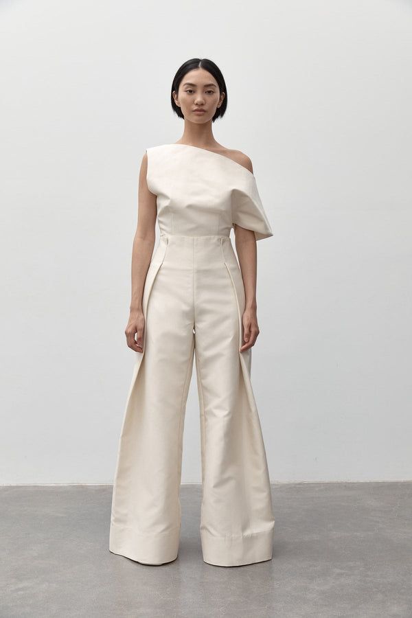 Asymmetrical Off Shoulder Top, Asymmetrical Trousers, Fold Trousers, Asymmetrical Top Outfit, Asymmetrical Outfit, Asymmetric Top, Garment Details, St Agni, Byron Bay Australia