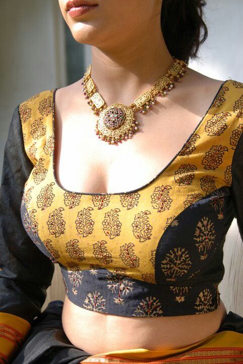 Blouse ब्लाउज बैक नेक डिजाइन, Princess Cut Blouse, Latest Blouse Designs, Blouse Lehenga, Cotton Saree Blouse Designs, Cotton Blouse Design, Blouse Designs Catalogue, Sari Design, Saree Blouse Neck Designs