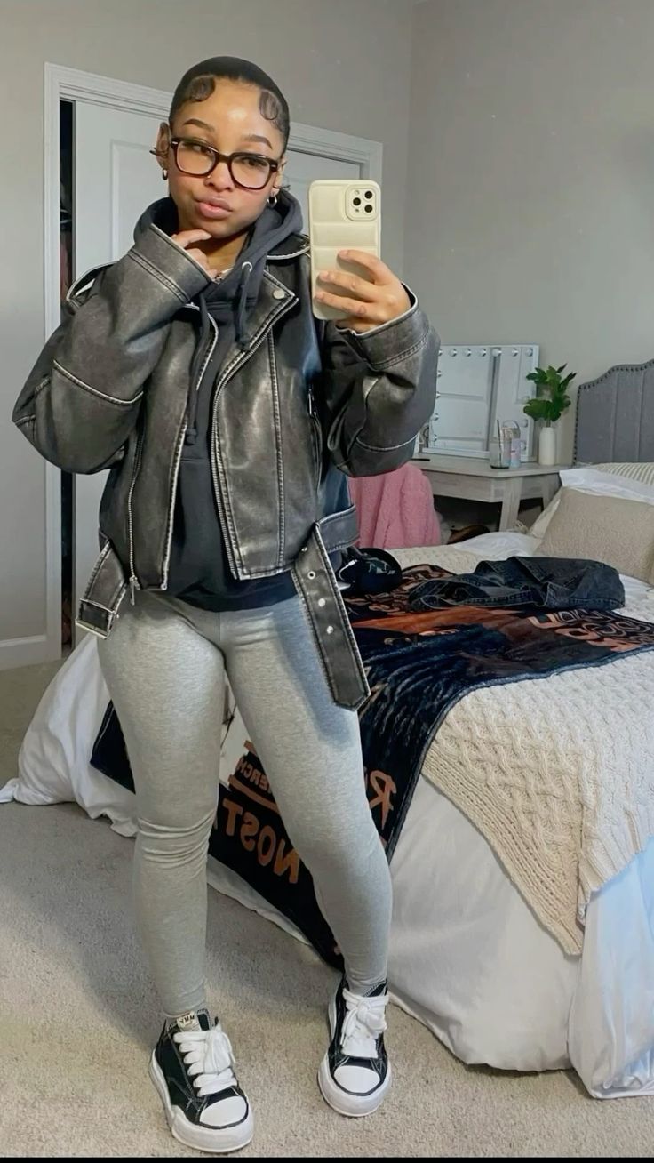 Outfit With Leggings For Fall, Cold Outside Outfit Ideas, Sock Over Leggings Outfit, Essential Joggers Outfit, Nike Dunk Winter Outfit, Grey On Grey Outfit Sweats, Warm And Comfy Outfits, Leather Jacket With Sweatpants, Chill Outfits Ideas