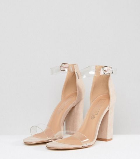 Sandalias nude con tacón transparente, de Truffle Collection (35,99 €). Shoes Fashion Photography, Nail Bags, Clear Block Heels, Shoes Heels Classy, Heels Classy, Fancy Shoes, Mesh Shoes, Clothing Online Shop, Fashion Heels