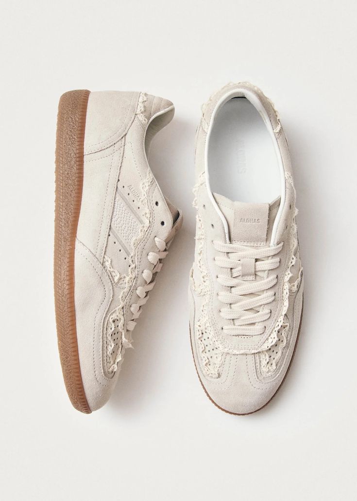 Tb.490 Crochet Cream Leather Sneakers | ALOHAS Samoa, Seychelles, Mozambique, Bosnia And Herzegovina, Cute Shoes, Laos, Leather Sneakers, Kenya, Google Search