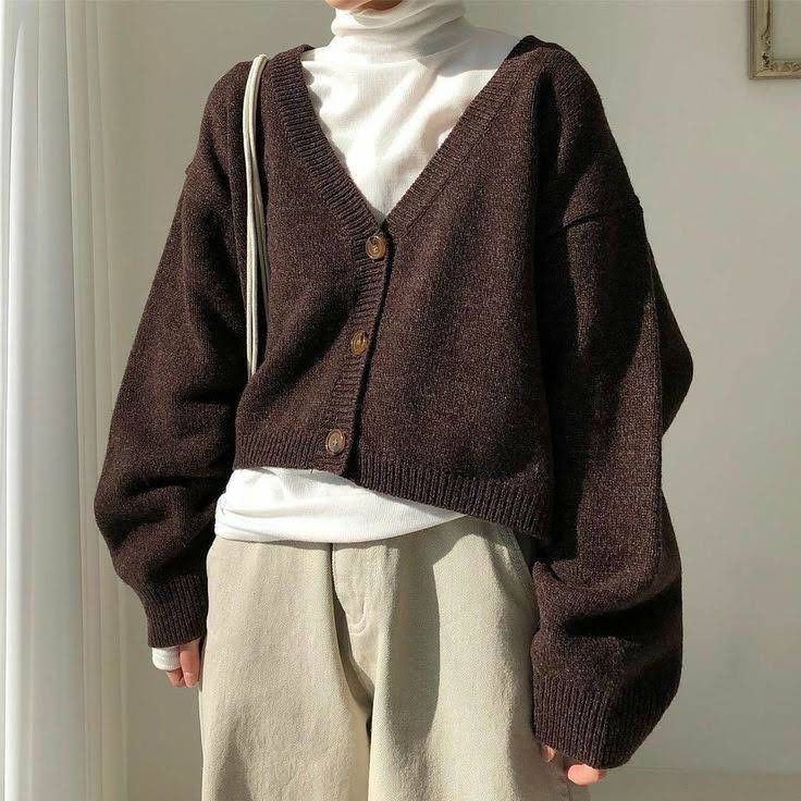 Brown Cardigan Outfit, Academia Aesthetic Outfit, Dark Academia Outfits, Dark Academia Outfit, Dark Academia Clothing, Academia Outfits, Turtleneck Outfit, Academia Style, Academia Fashion