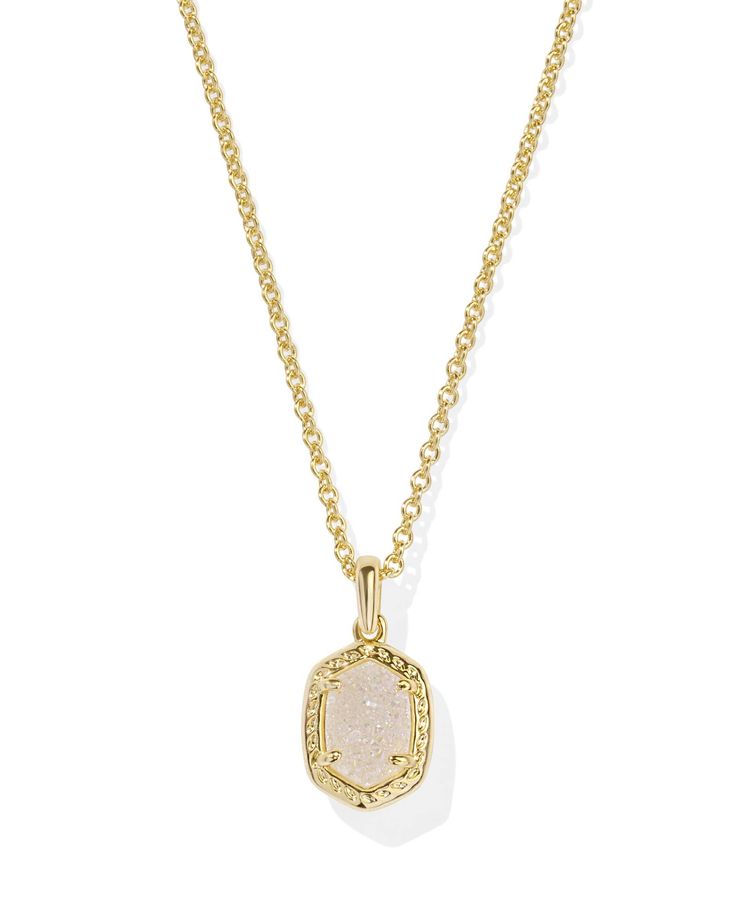 Timeless yet always on-trend, there’s not much we love more than a pendant necklace. And we have a feeling the Daphne Gold Framed Short Pendant Necklace in Iridescent Drusy will have you equally obsessed. Between its bold frame and custom cut stone, there’s so much to love about this versatile layerable. Metal 14k Yellow Gold Over Brass Material Iridescent Drusy Closure Lobster Clasp W/ Single Adjustable Slider Bead Size 19" Chain, 0.3" L X 0.47" W PendantDue to the one-of-a-kind nature of the m Kendra Scott Necklace Initial, Everyday Gold Necklace, Layering Kendra Scott Necklaces, Preppy Necklaces, Initial Birthstone Necklace, Kendra Scott Bracelet, Short Pendant Necklace, Large Stud Earrings, Kendra Scott Necklace