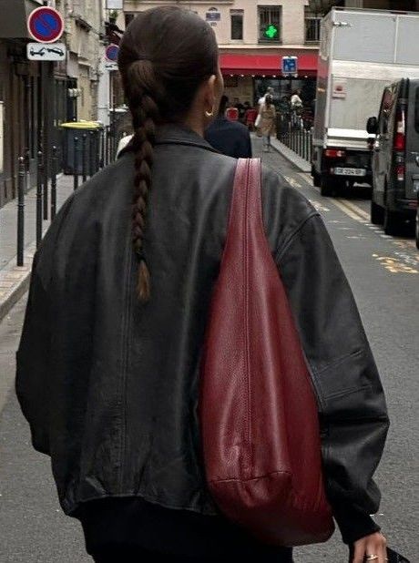 Winter Bags 2024, Red Hobo Bag, Leather Purse Aesthetic, Fall Bags 2024, Red Purse Aesthetic, Bag Trends 2024, Red Shoulder Bag Outfit, Leather Bag Aesthetic, Red Bag Aesthetic