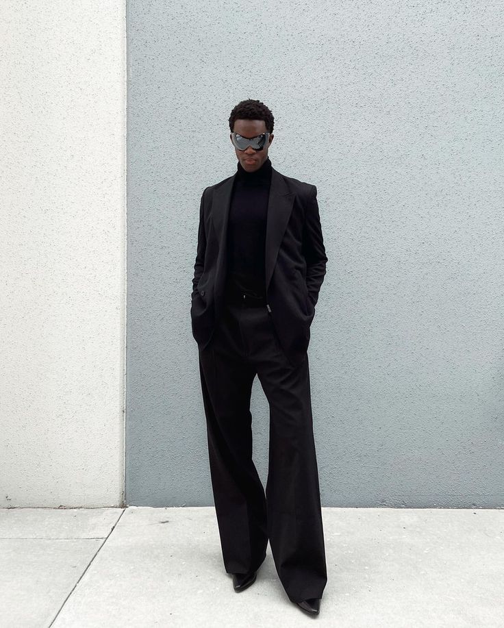 Wisdom Kaye (@wisdm) posted on Instagram • Jan 14, 2022 at 4:46pm UTC Prom Outfits Men, Peter Pan Kostüm, Wisdom Kaye, All Black Suit, Black Outfit Men, Black Suit Men, 30th Party, Pants Outfit Men, Outfits Hombre