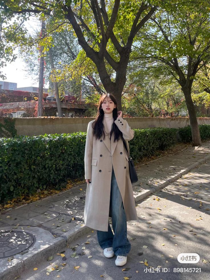 Trench Coat Korean Outfit, Winter Outfits Tokyo, Winter Outfits In Japan, Ulzzang Winter Outfits, Tokyo December Outfit, Korean Winter Outfits Coats, Winter Outfits Long Coat, Korean Winter Outfits Women, Winter Ootd Korean