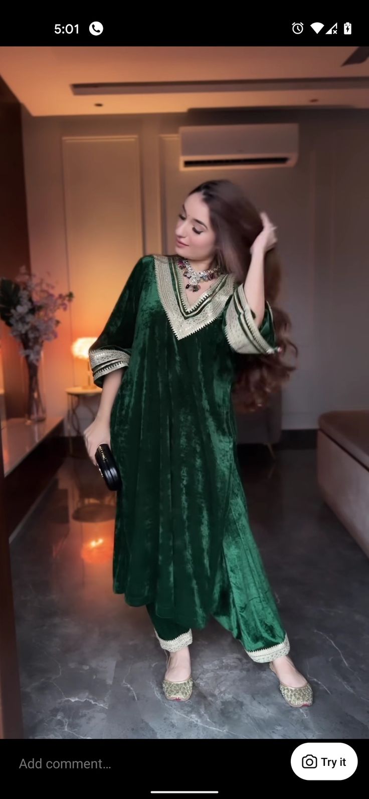 Pakistani Velvet Suit Design, Velvet Kaftan Dress Pakistani, Latest Velvet Dresses Pakistani, Valvate Suit Designs, Velvet Pakistani Dress Party Wear, Pakistani Velvet Suits Party Wear, Velvet Kurtis Design, Plain Velvet Suit Design, Velvet Dresses Pakistani