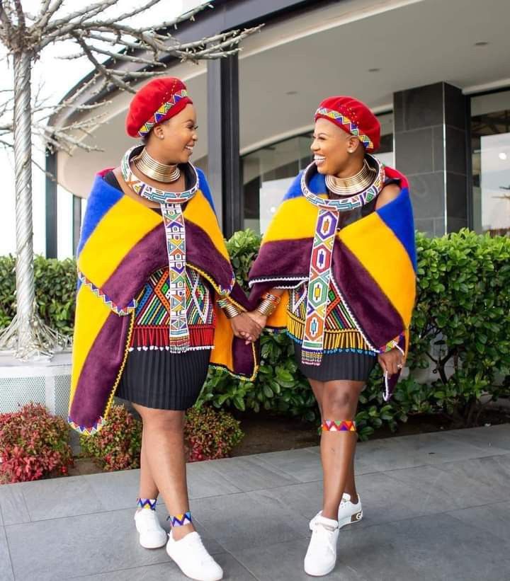 A combination of Zulu and Ndebele outfit to Celebrate Heritage day Ndebele Lobola Outfits, Umemulo Outfits, Ndebele Outfits, Ndebele Attire, Zulu Traditional Attire Umemulo, South African Traditional Dresses Zulu, Ndebele Print Outfits, Modern Ndebele Traditional Attire, Lobola Dresses