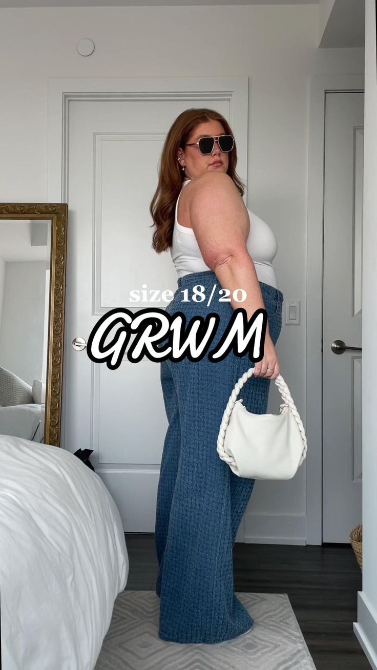 2x Outfit Ideas, Semi Casual Plus Size Outfits, Black Turtleneck Outfit Plus Size, Cute Date Outfits Plus Size, Anthropologie Plus Size, Plus Size T Shirt Outfit, Date Outfits Plus Size, Date Night Plus Size Outfit, Plus Size Neutral Outfit