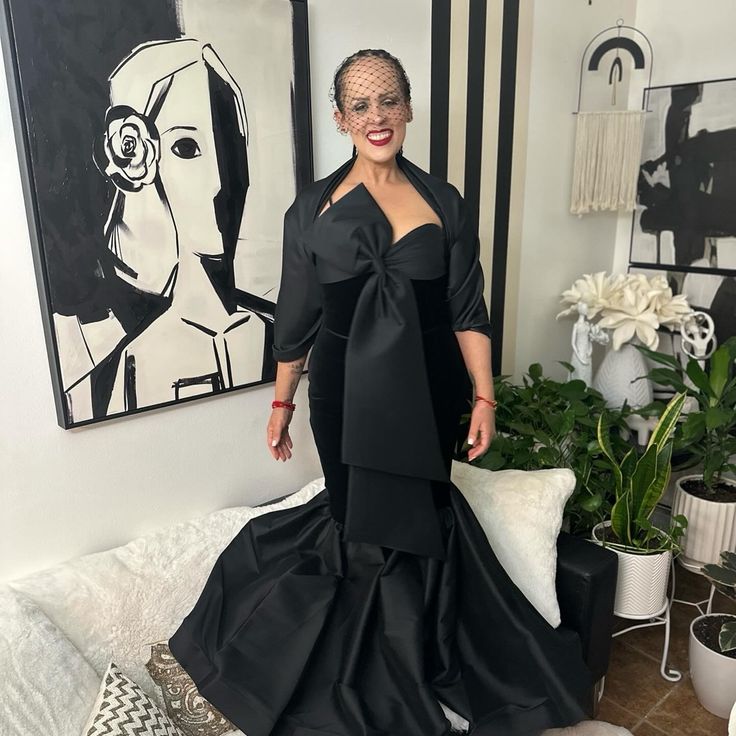 Stretch, You Will Feel Like A Queen In This Dress Elegant Black Mother Of The Bride Evening Dress, Black Velvet Dress, Dresses Elegant, Badgley Mischka, Velvet Dress, Black Velvet, Fashion Ideas, Size 10, Maxi Dress