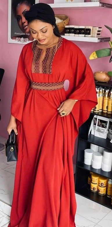 Soie Wax Model, Boubou Dresses, Fashion Work Outfit, Coral Maxi Dresses, Long African Dresses, Ankara Dress Styles, African Wear Dresses, African Inspired Clothing, African Maxi Dresses