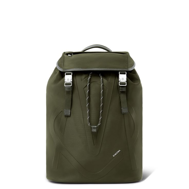 Made in Italy, the RIMOWA Signature collection is designed with heritage and sustainability in mind. Crafted from a sustainable ECONYL® nylon that is supple and water-repellent, the RIMOWA Signature Flap Backpack Large in Khaki Green offers travelers a lightweight and modern companion for both daily and travel needs and features several smart functionalities: - A three-dimensional RIMOWA monogram - A leather bottom to ensure stability - A snap buckle - A travel strap - Two external hidden side z Laptop Pouch, Thomas Pink, Flap Backpack, Carry On Suitcase, Funky Jewelry, Large Backpack, Designer Backpacks, Zip Pouch, Signature Collection