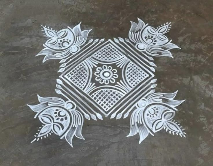 White Rangoli, Deepam Rangoli, Easy Rangoli Designs Videos, Very Easy Rangoli Designs, Rangoli Designs Photos, Rangoli Designs Simple Diwali, Rangoli Side Designs, Diy Crafts Love, Simple Flower Design