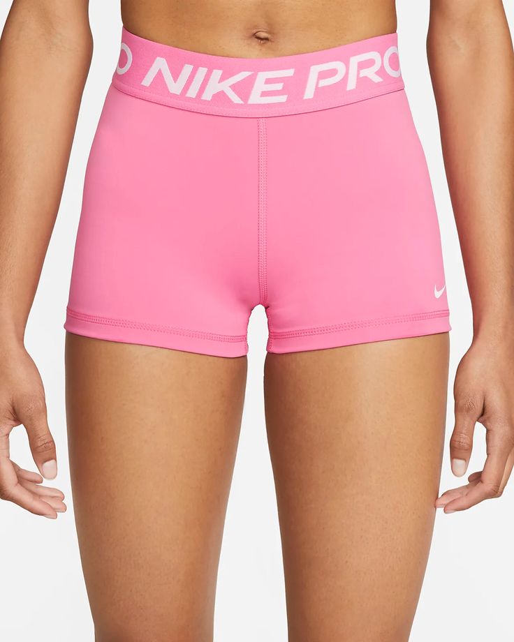 Pink Nike Pros, Gymwear Outfits, Cute Nike Outfits, Pink Activewear, Nike Pro Women, Nike Pro Shorts, Cute Preppy Outfits, Cute Nikes, Pink Nikes